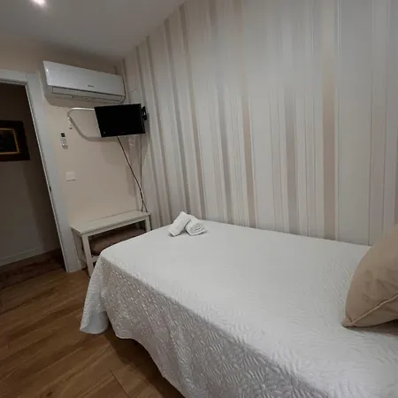 Apartamento Orilla De Triana Siviglia Esterno foto